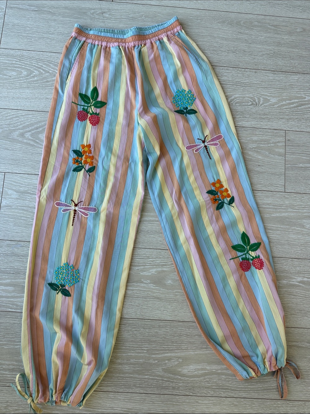 Susana Blu Pastel Stripe Embroidered Pants - Multicolor